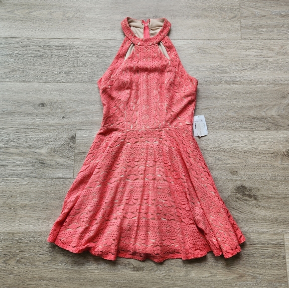 Jodi Kristopher Coral Halter Dress Juniors 9 Lace Flowy Summer Wedding Nwt - Picture 1 of 11